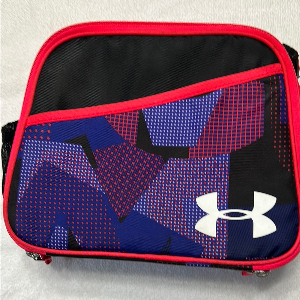 Under Armour Black and Pink Lunch Bag